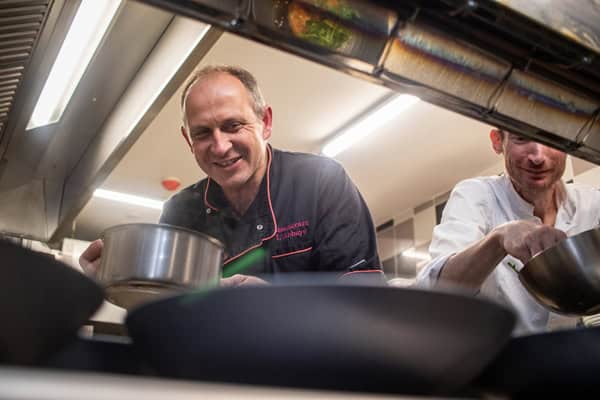 Les chefs du restaurant